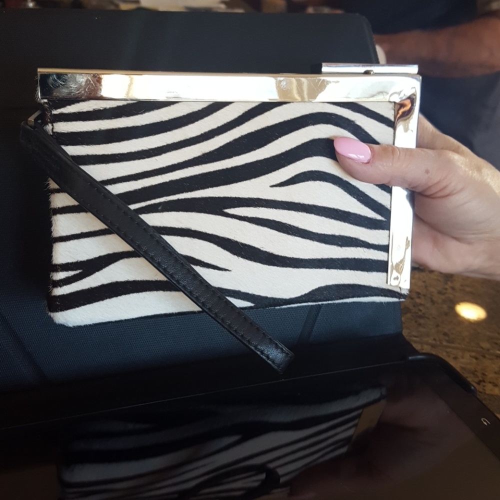 Calvin Klein Clutch - Picture 1 of 3